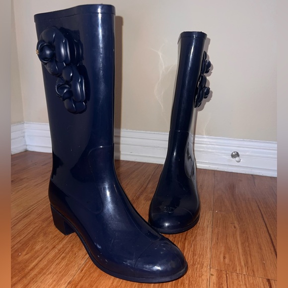 Iconic Chanel Rain boots with CC flowers size 41 - Picture 3 of 7